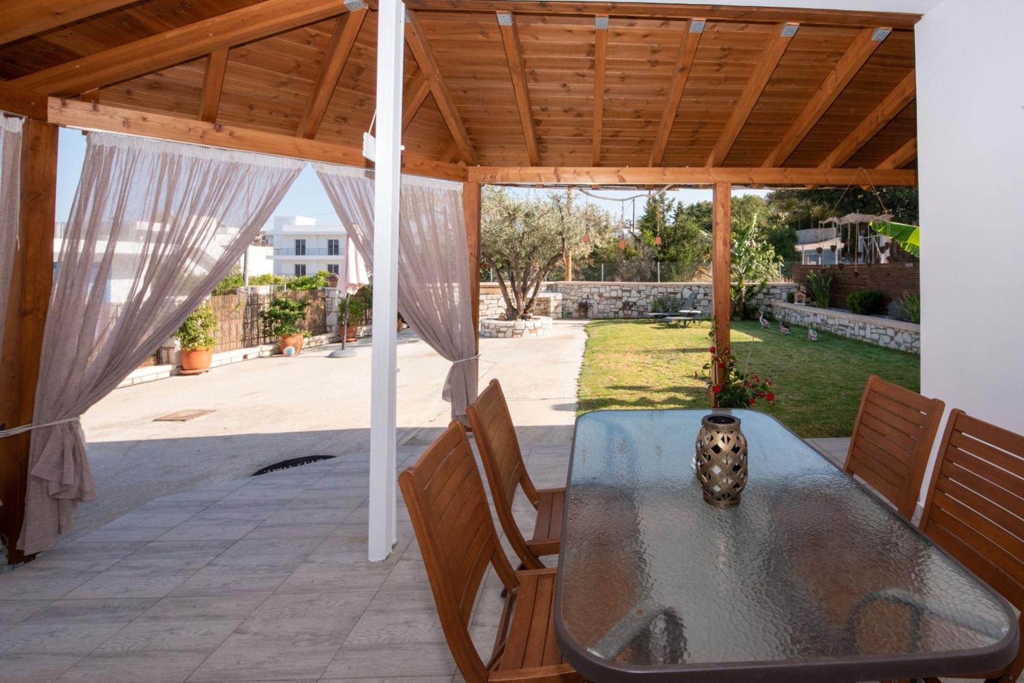 Searock Stegna Villa Archangelos  Buitenkant foto