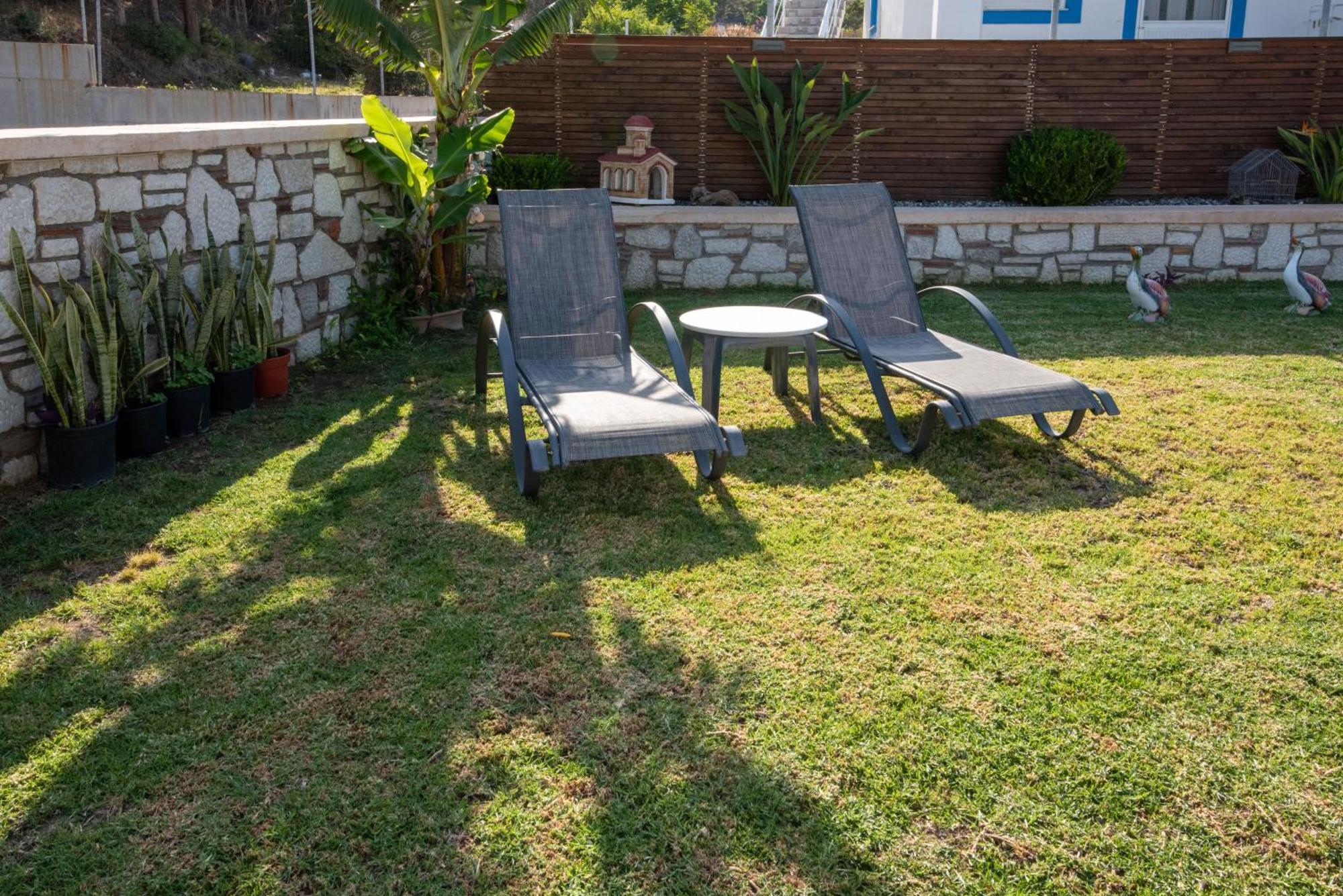Searock Stegna Villa Archangelos  Buitenkant foto