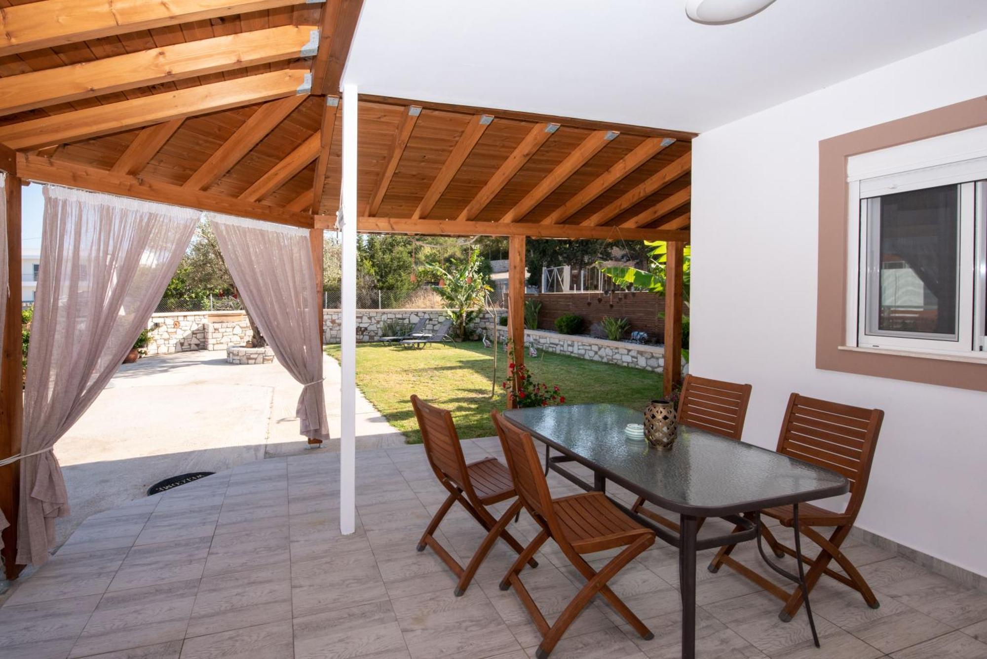 Searock Stegna Villa Archangelos  Buitenkant foto